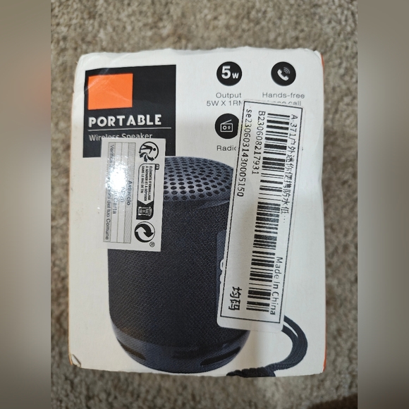 T&G Black Portable Bluetooth Speaker - Picture 5 of 5